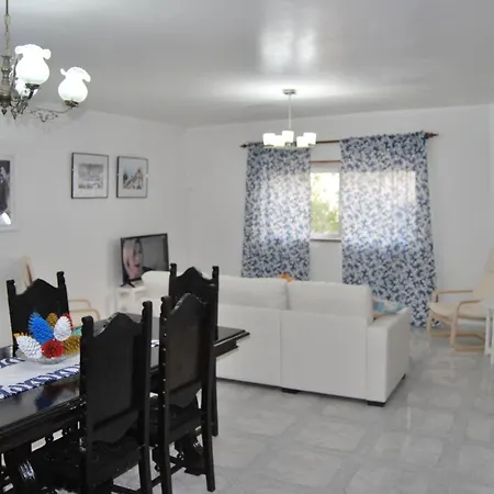 Mota Apartment *